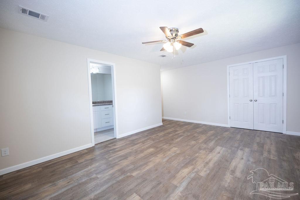 5015 Lillian Hwy