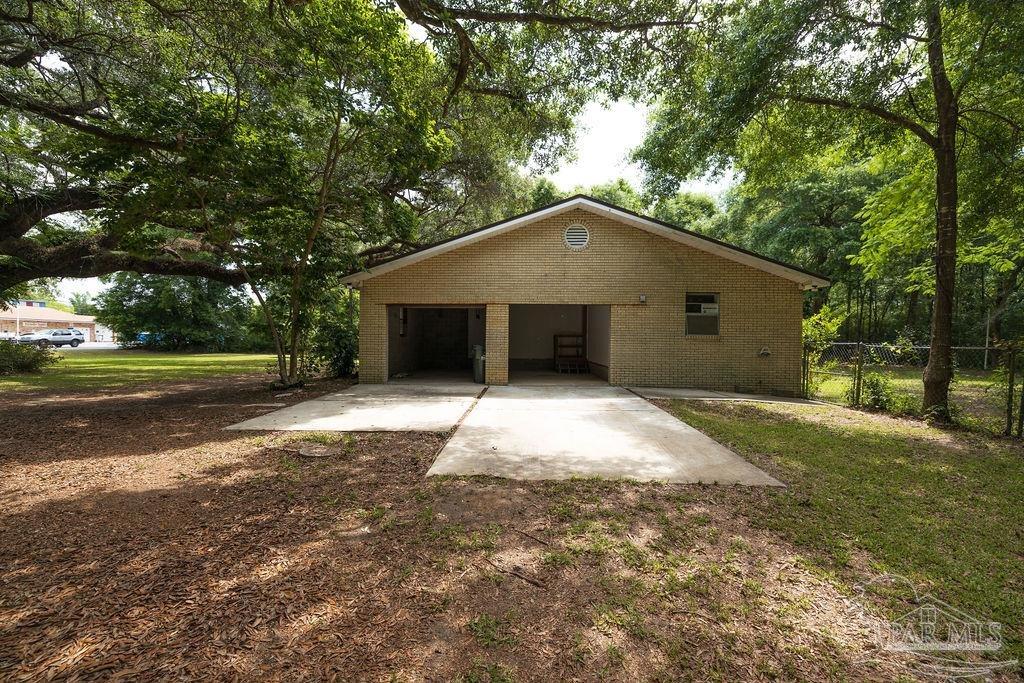 5015 Lillian Hwy
