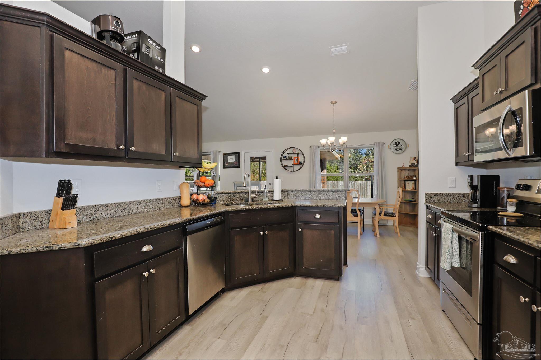 6117 Parsonage Cir