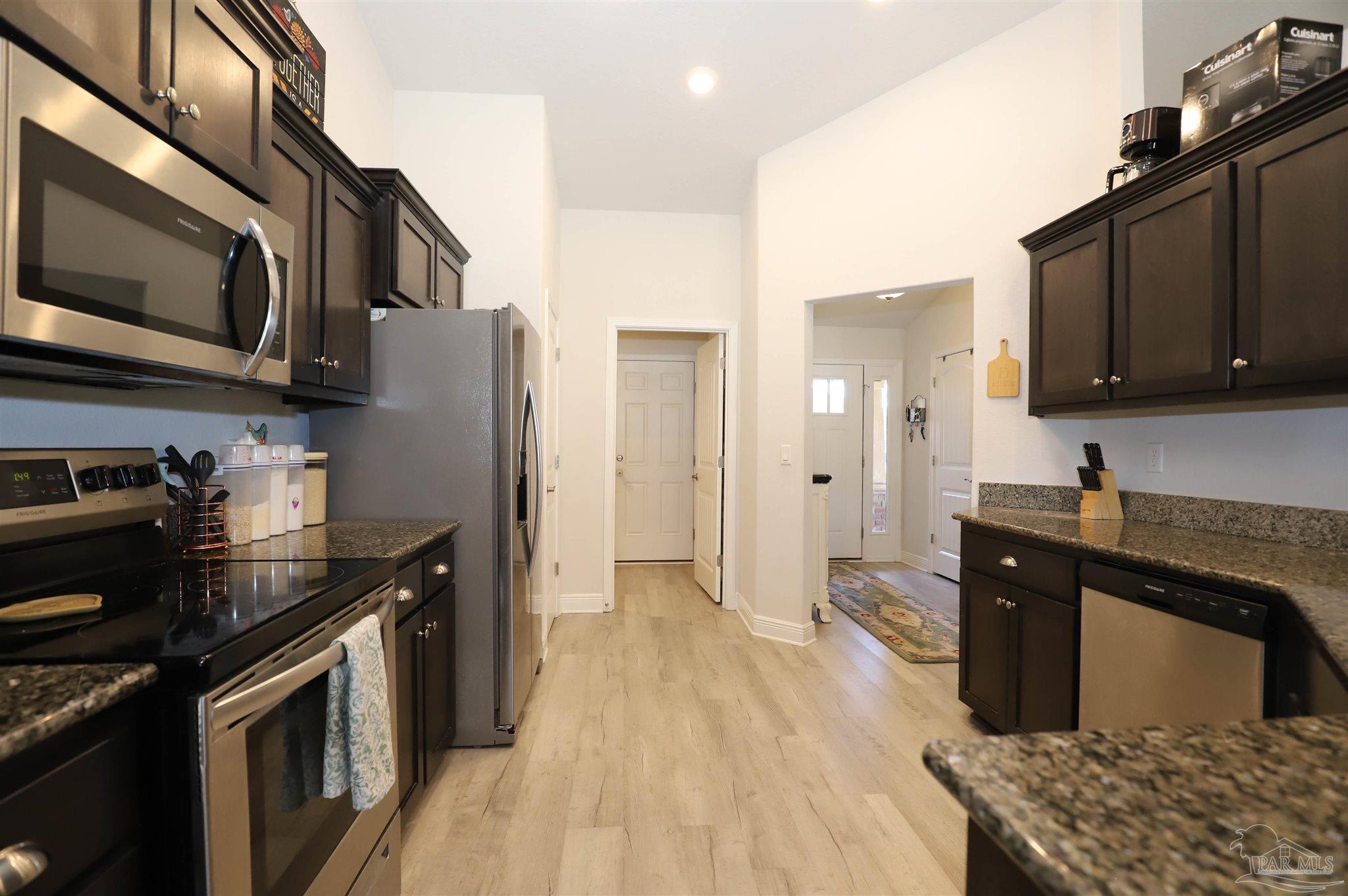 6117 Parsonage Cir