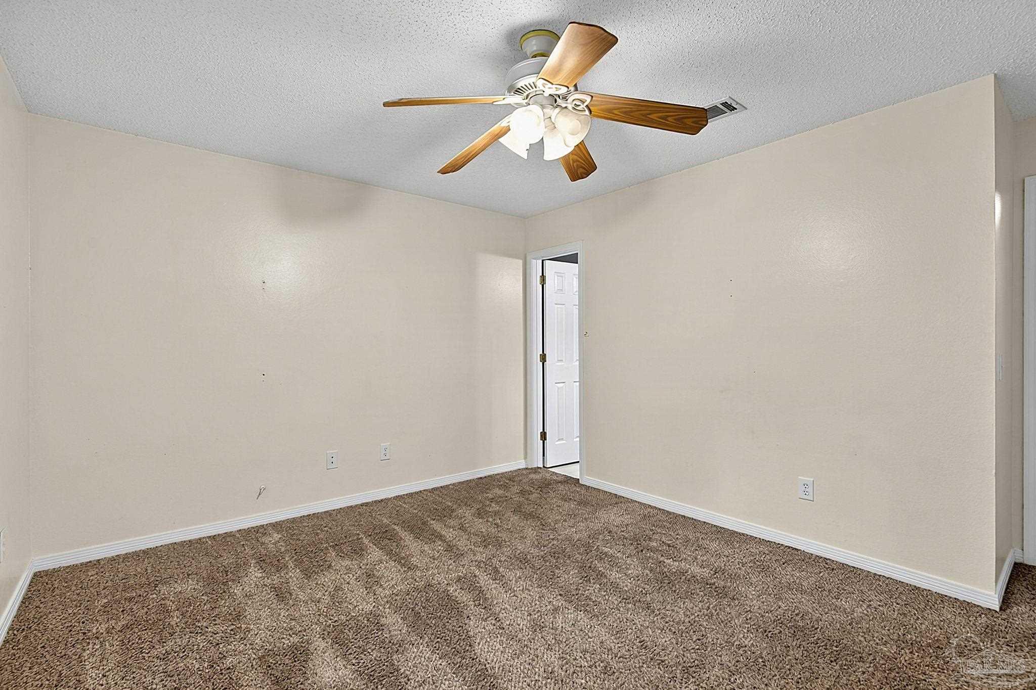5015 Magnolia Ridge Ct