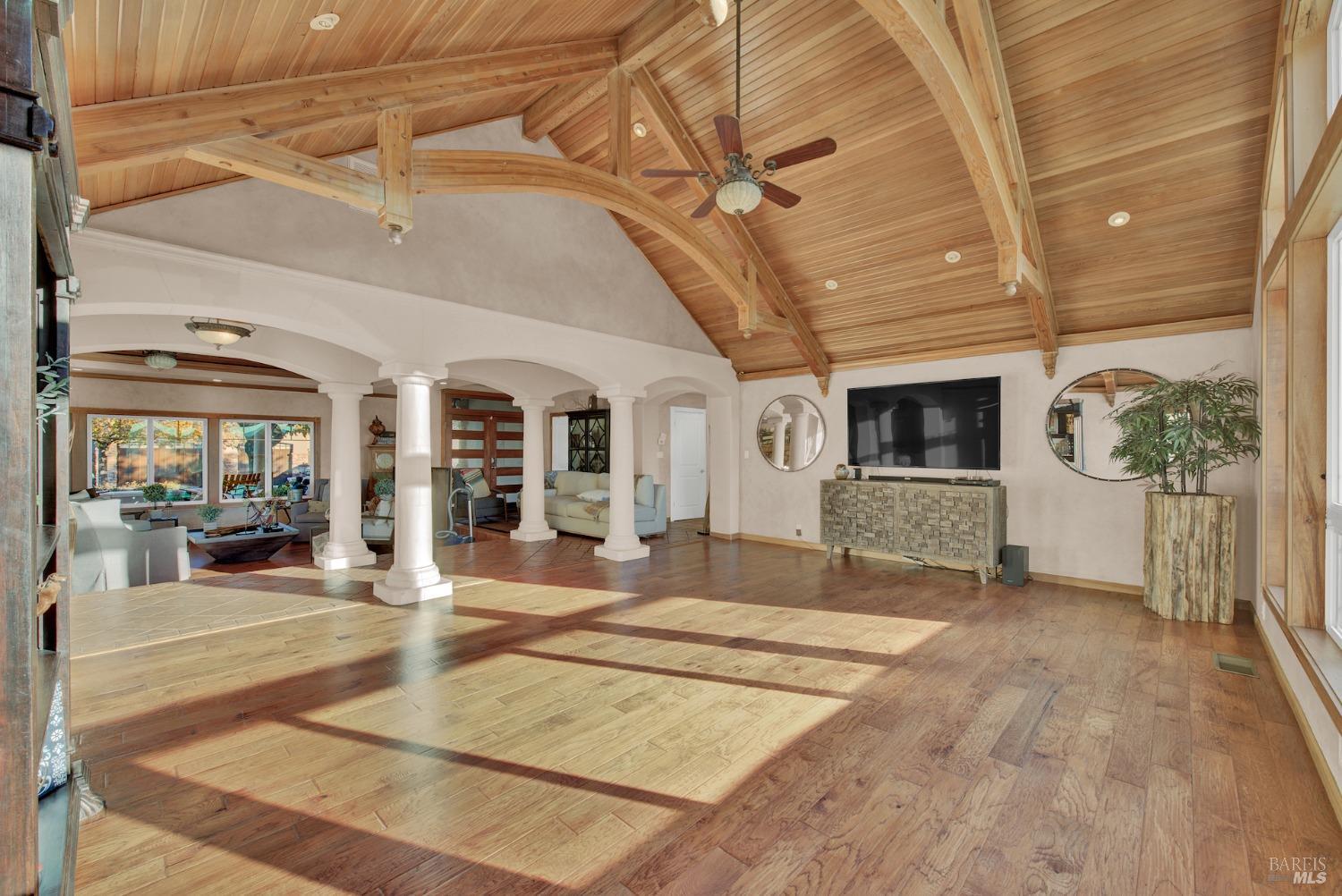 5066 Clayton Rd