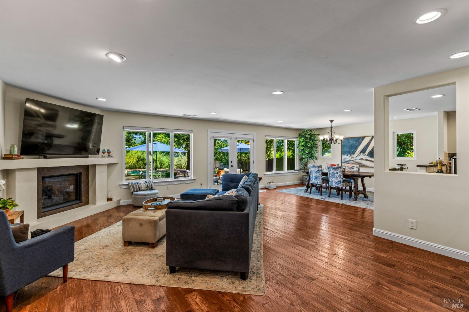 17201 Arnold Drive
