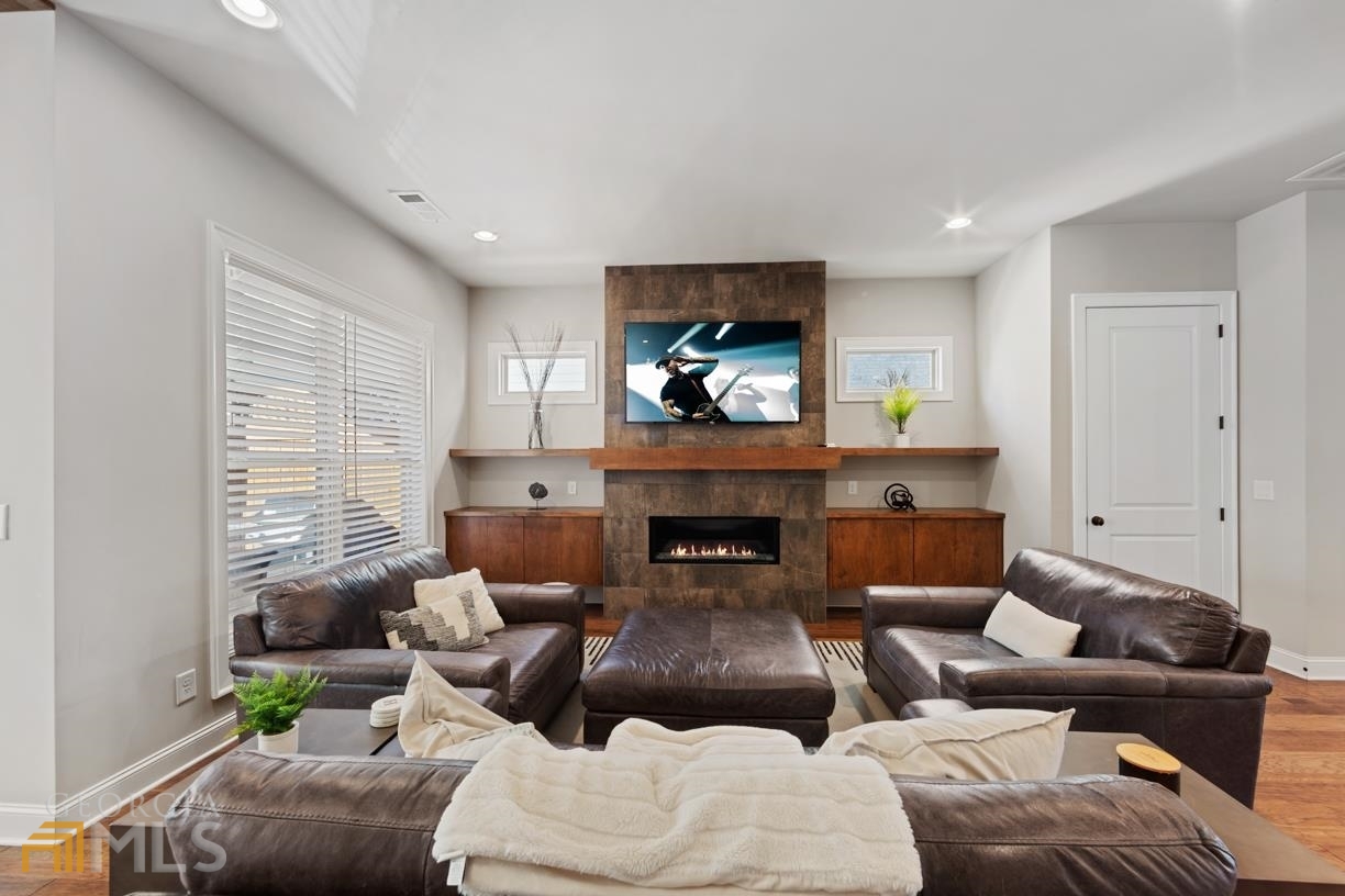 253 Franklin Road