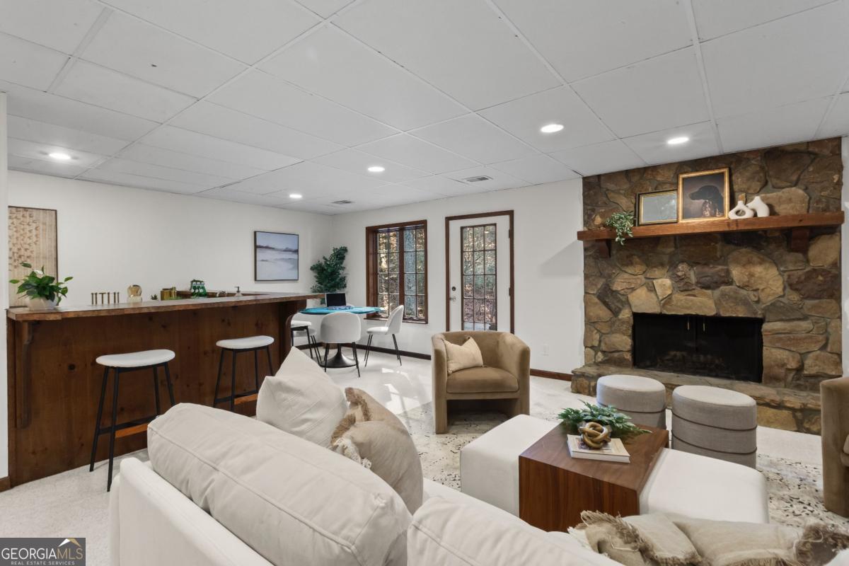 4069 Howell Ferry Road