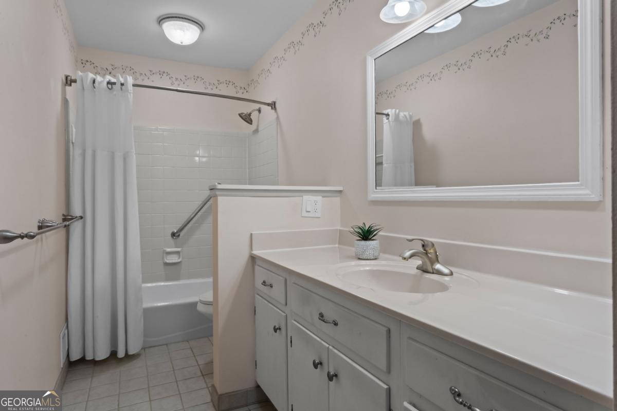 4069 Howell Ferry Road