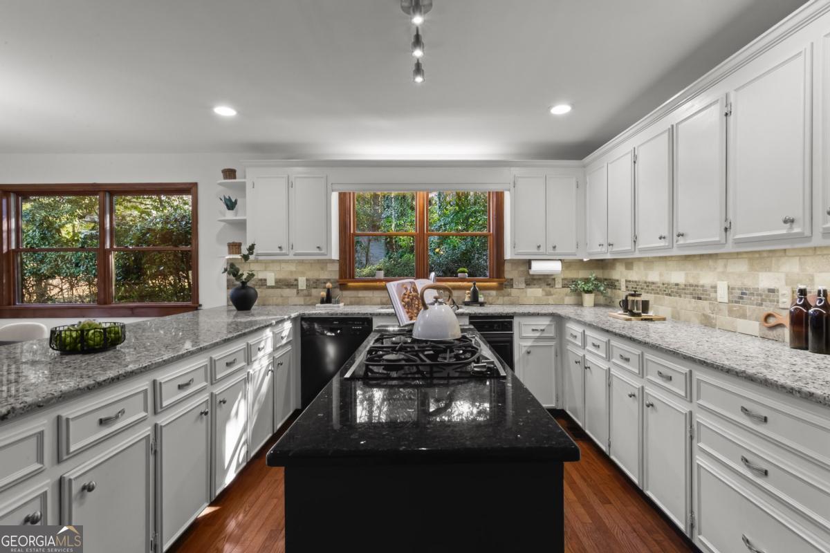 4069 Howell Ferry Road