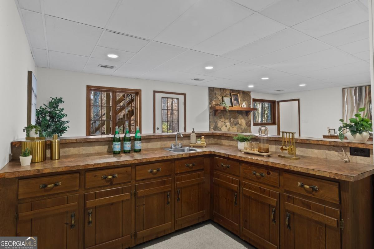 4069 Howell Ferry Road