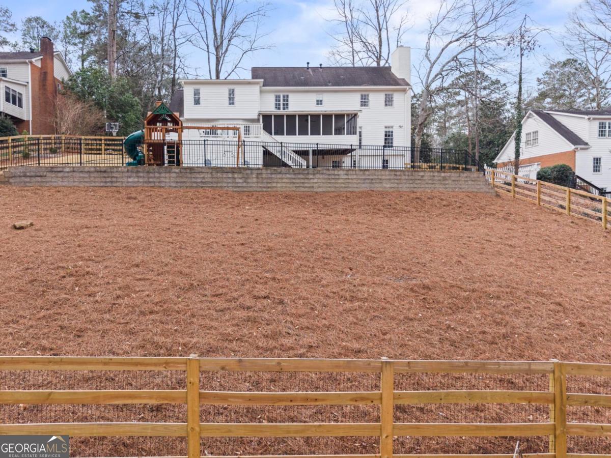 4061 River Cliff Chase