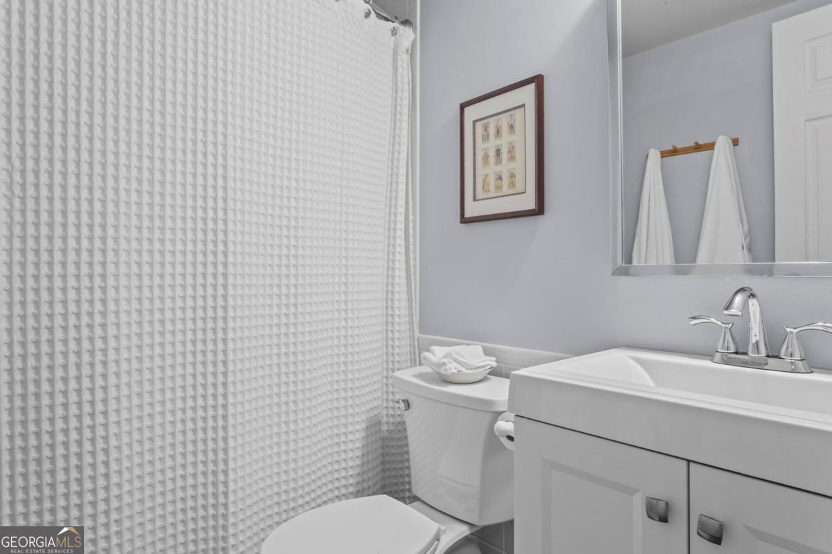 4061 River Cliff Chase