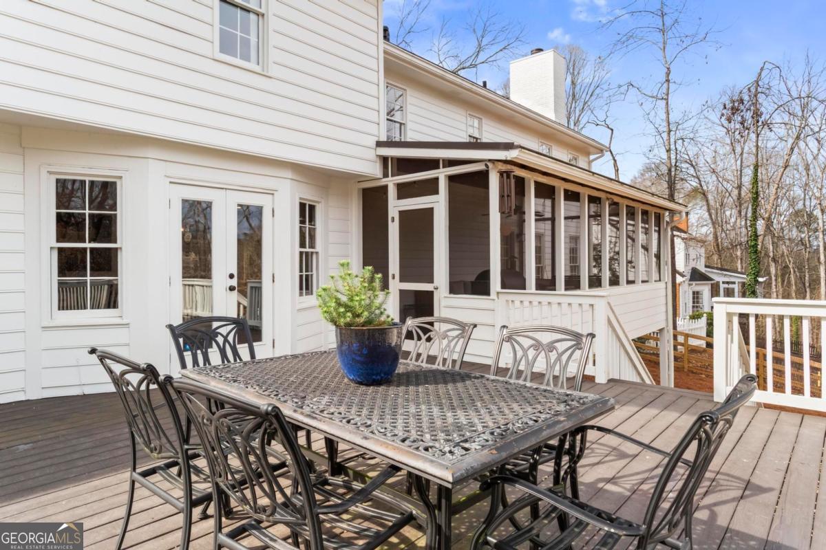 4061 River Cliff Chase