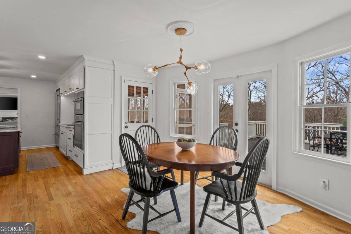 4061 River Cliff Chase