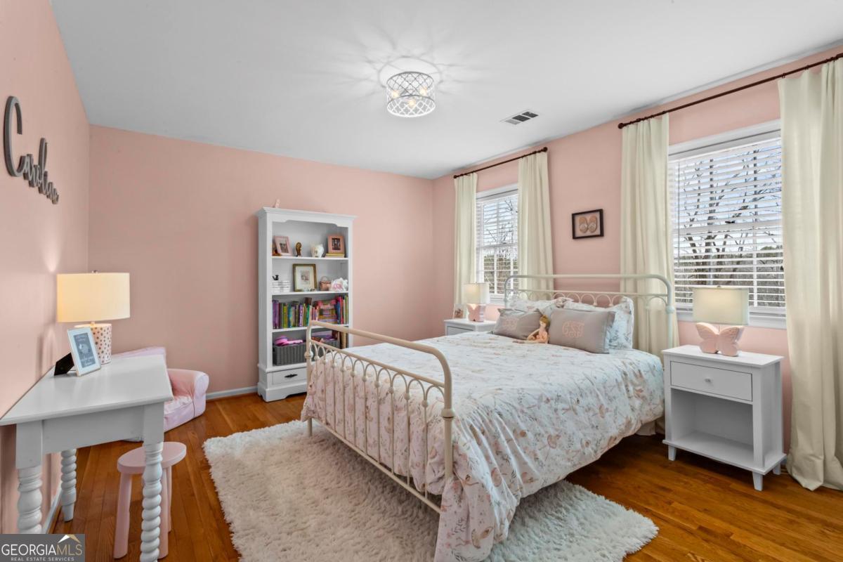 4061 River Cliff Chase