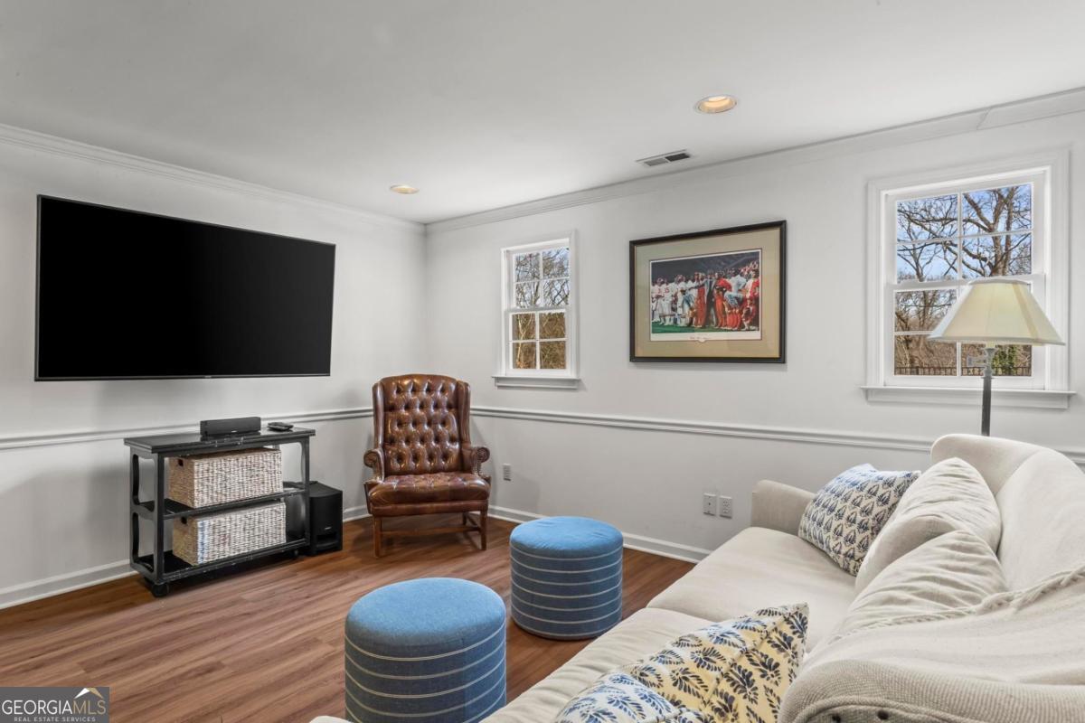 4061 River Cliff Chase