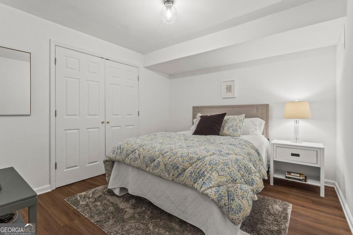 4061 River Cliff Chase