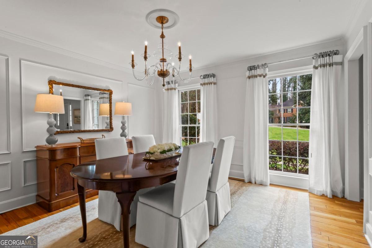 4061 River Cliff Chase