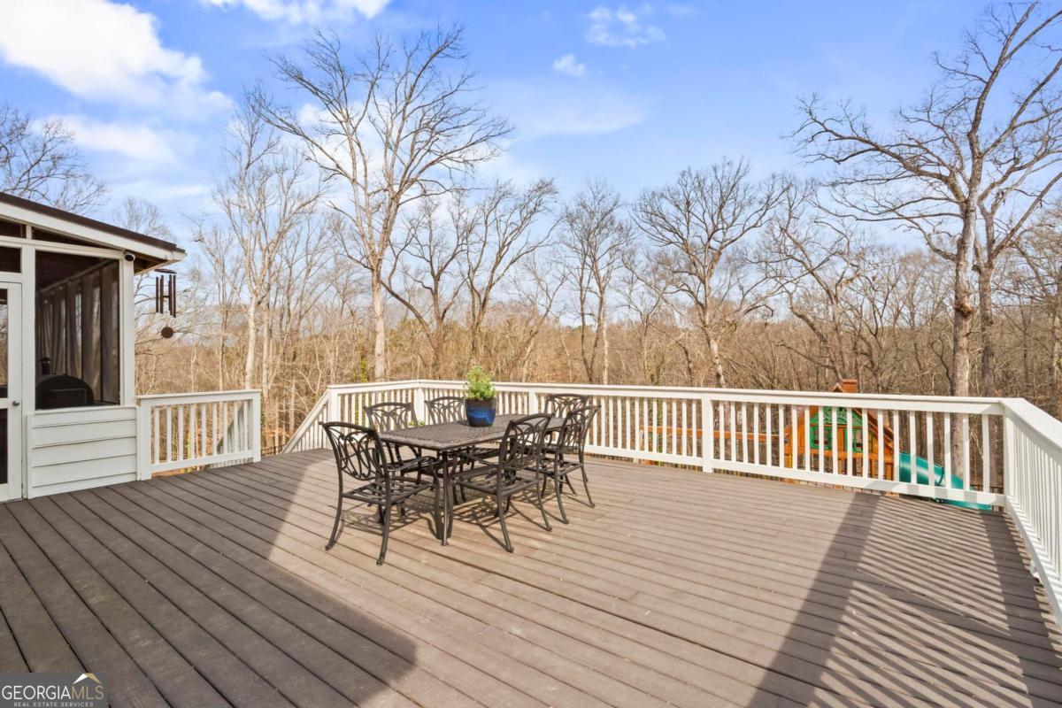 4061 River Cliff Chase