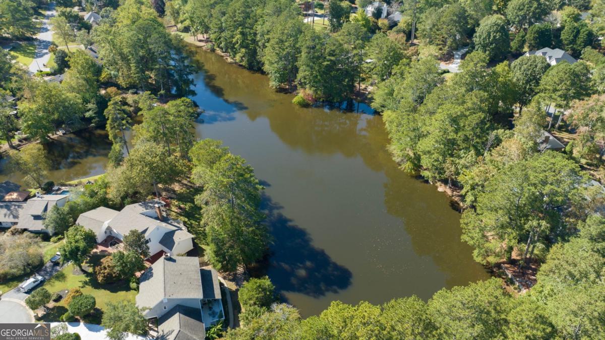 384 Lamplighter Lane SE