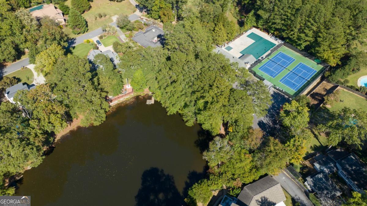 384 Lamplighter Lane SE