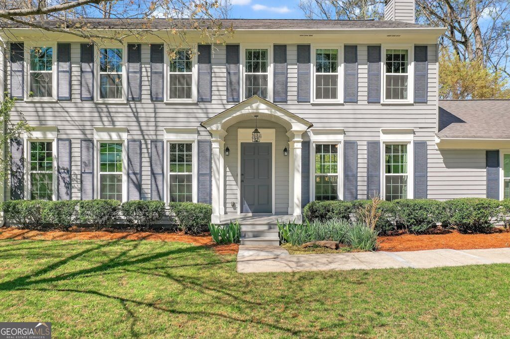 384 Lamplighter Lane SE