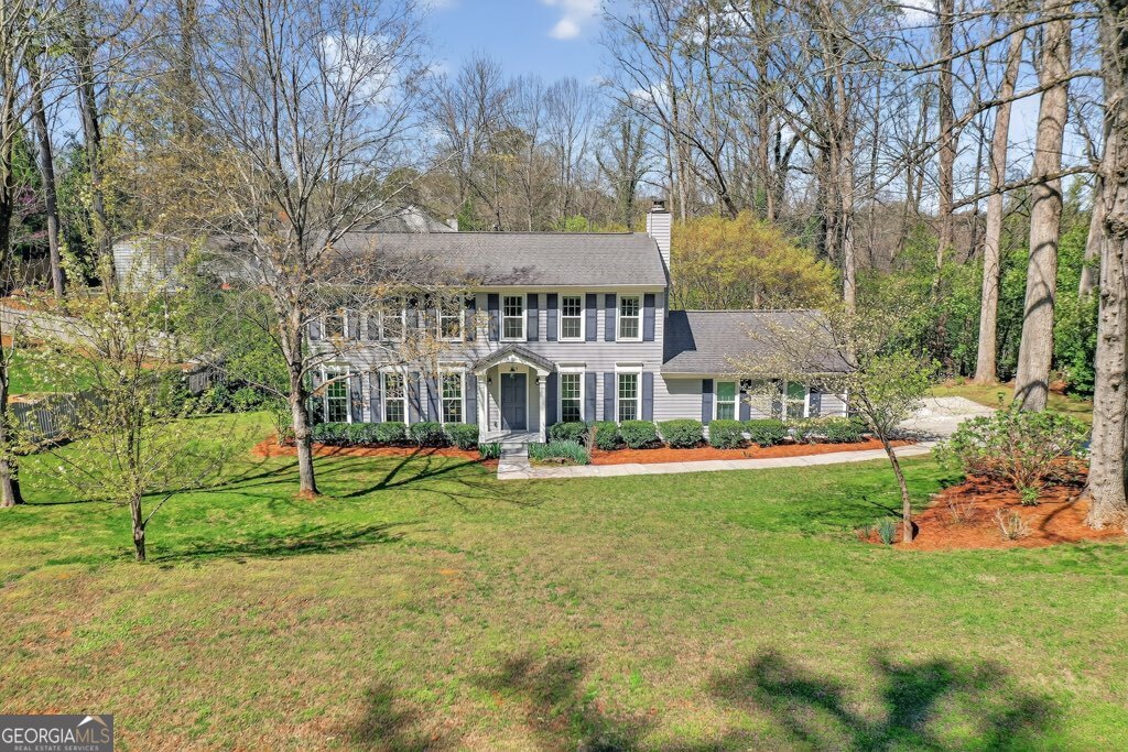 384 Lamplighter Lane SE