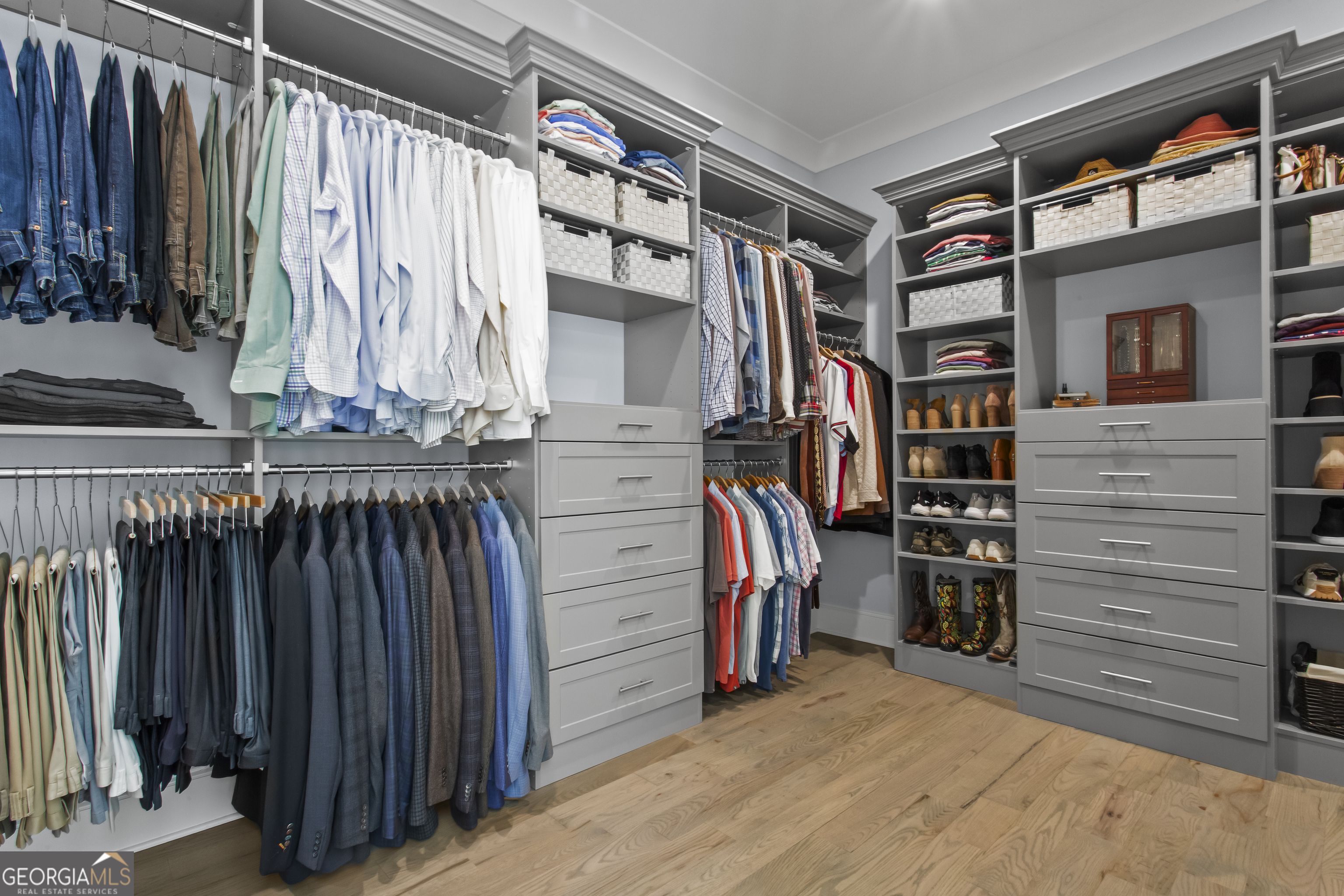 590 Ridgewater Drive