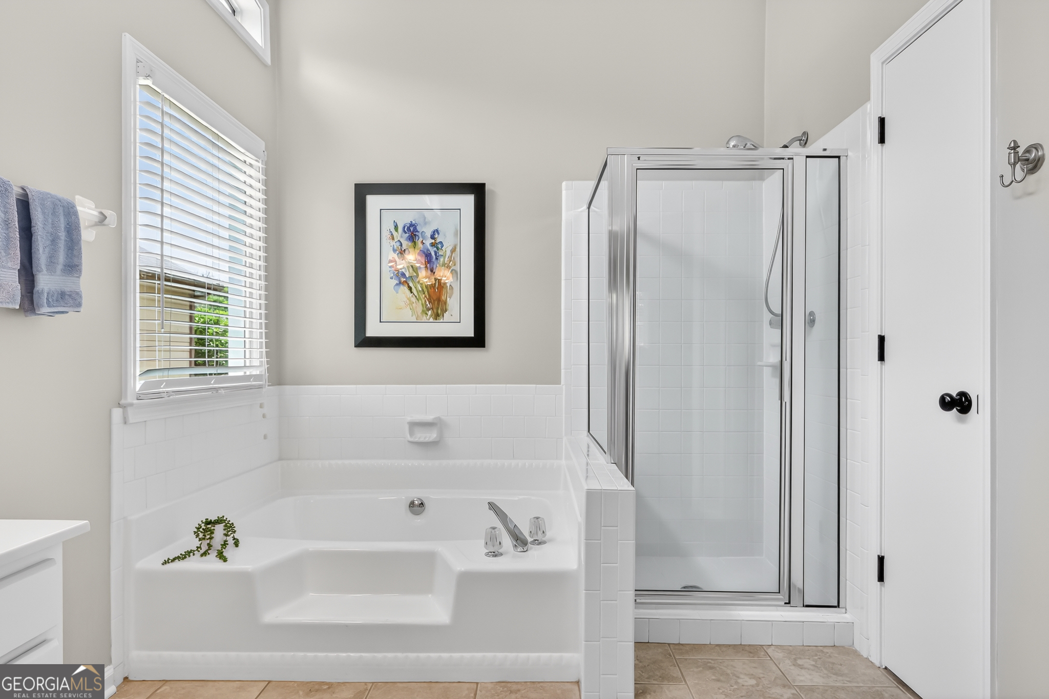 215 Tanners Court