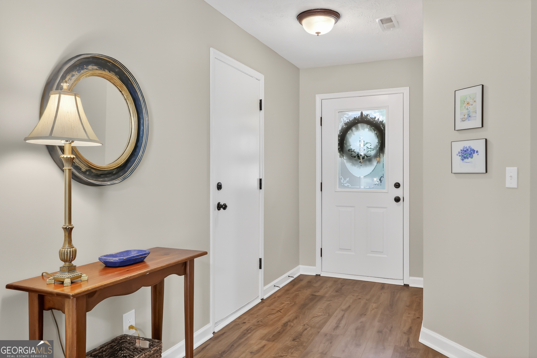 215 Tanners Court