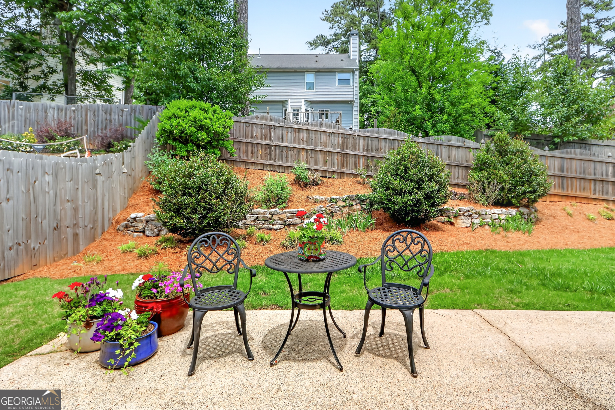 215 Tanners Court