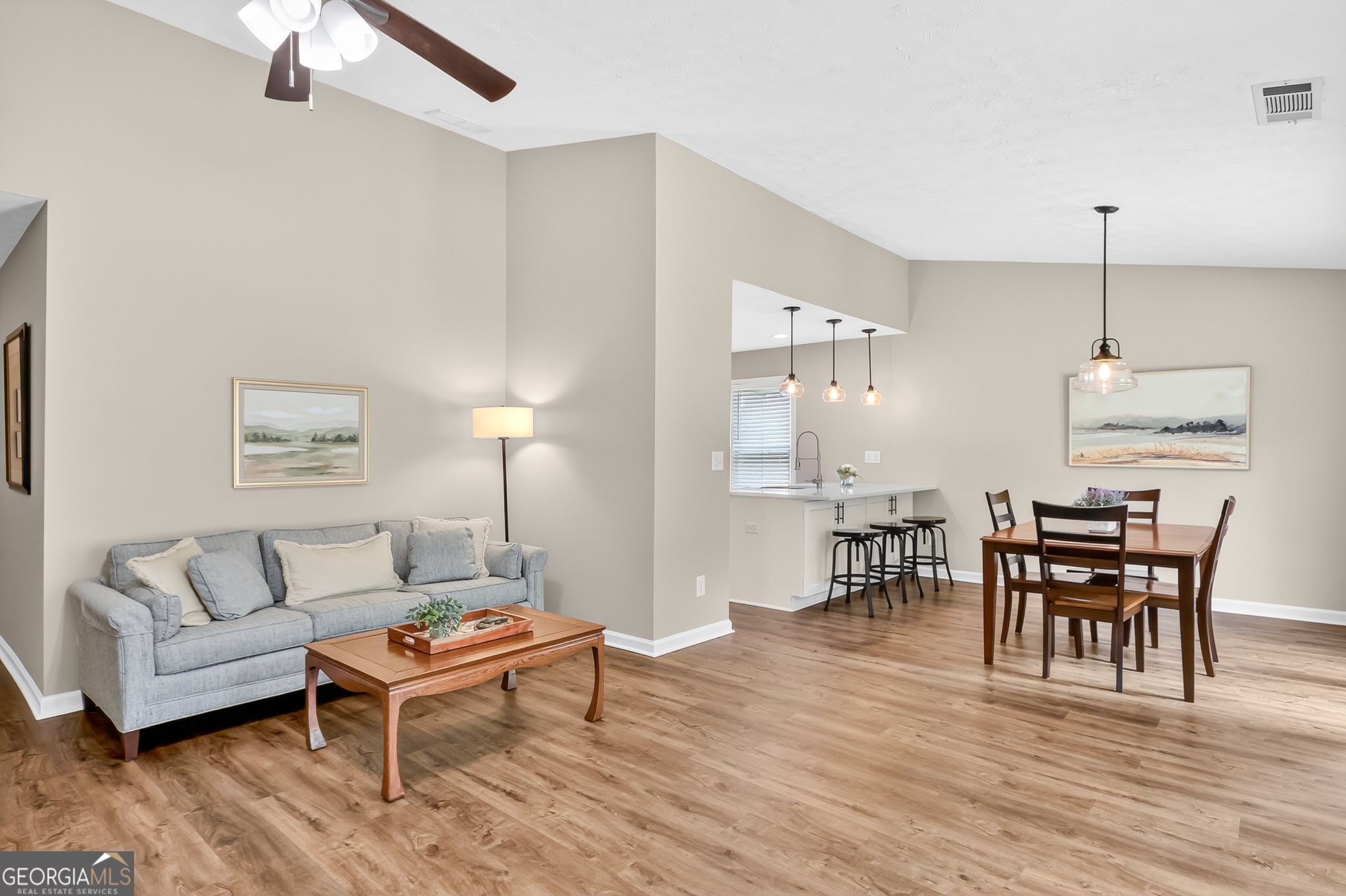 215 Tanners Court