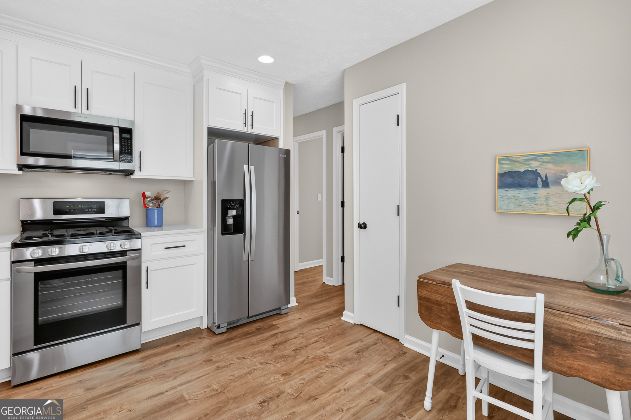 215 Tanners Court