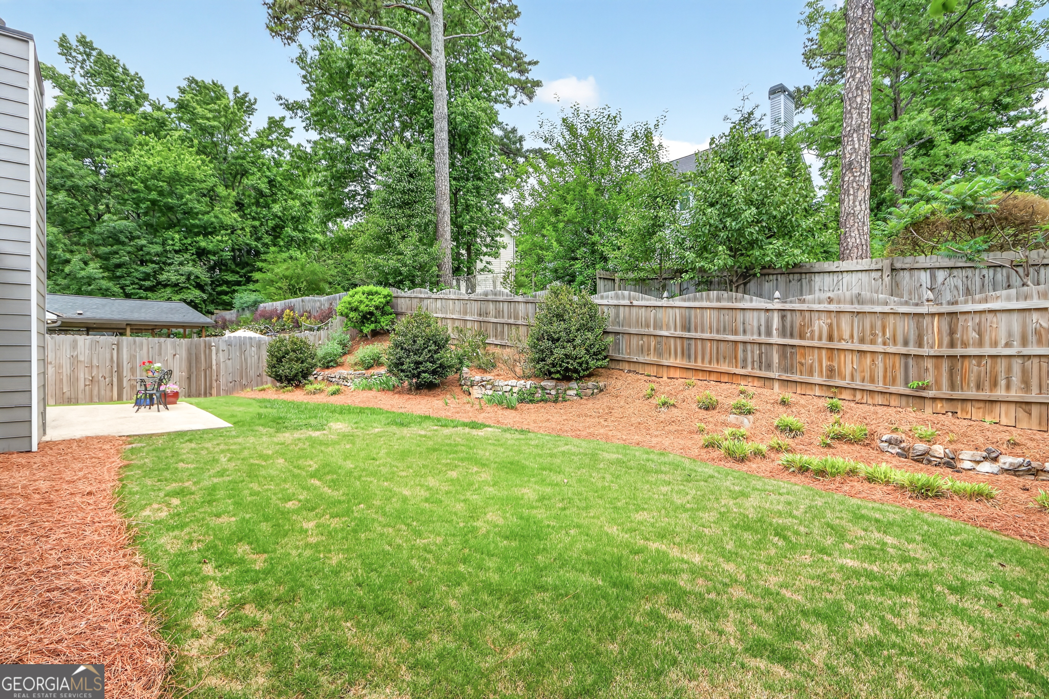 215 Tanners Court