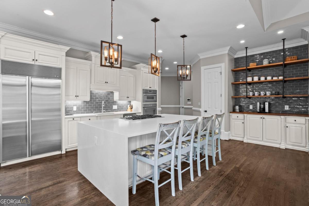3755 Riverly Trace