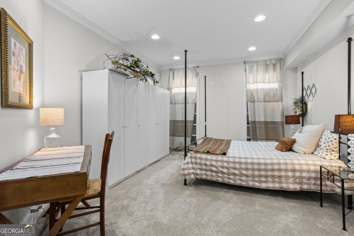 3755 Riverly Trace