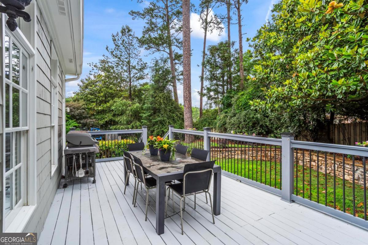3755 Riverly Trace