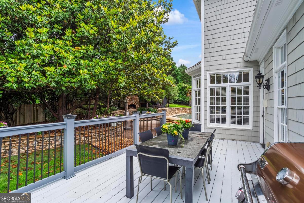3755 Riverly Trace