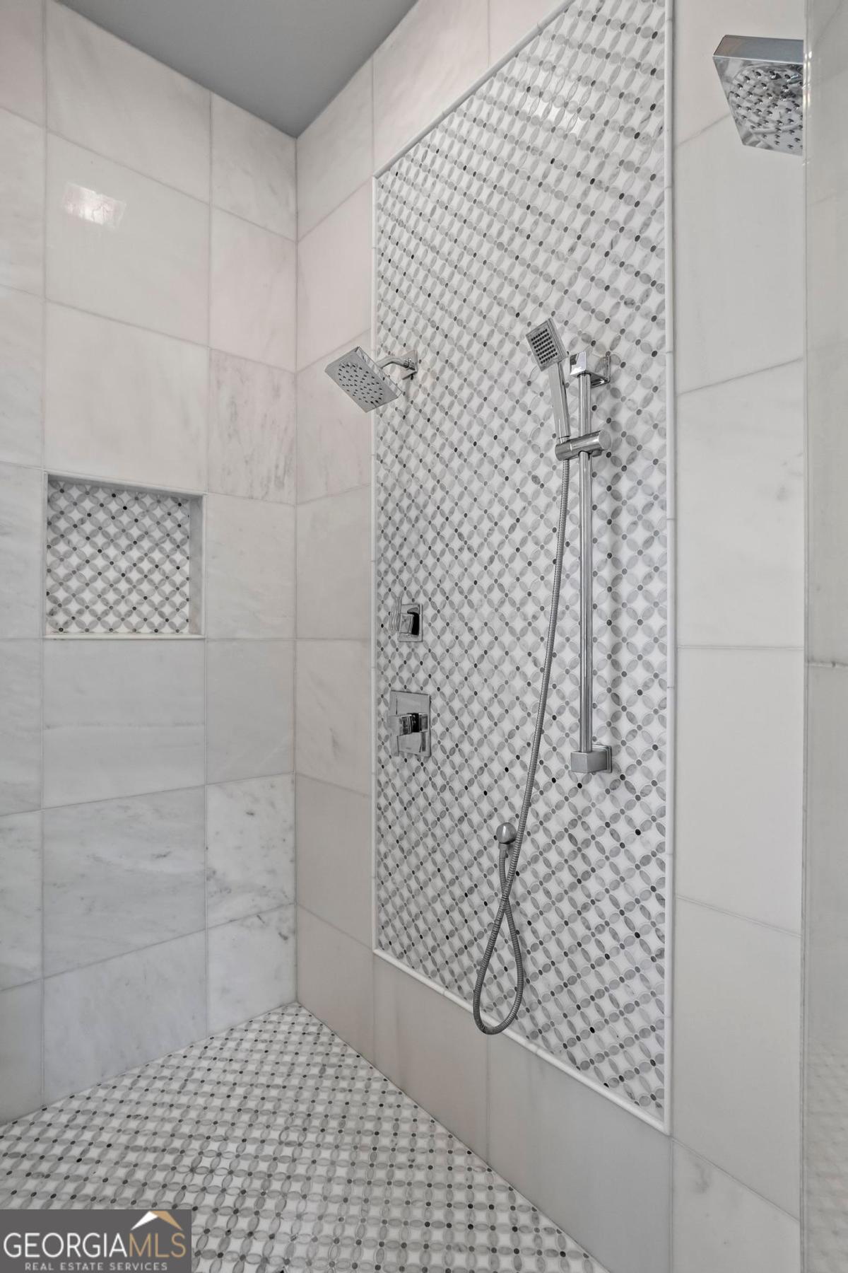 3755 Riverly Trace
