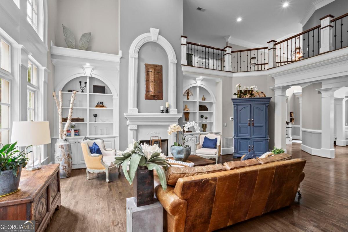 3755 Riverly Trace