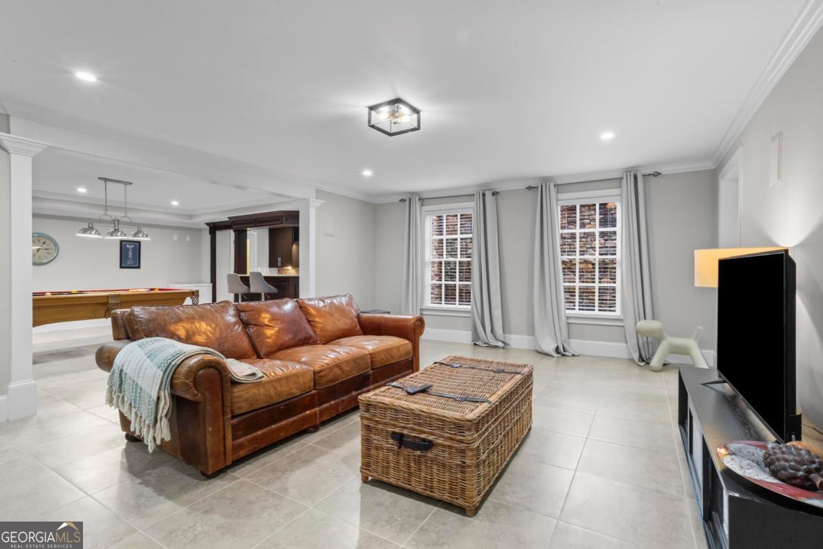 3755 Riverly Trace