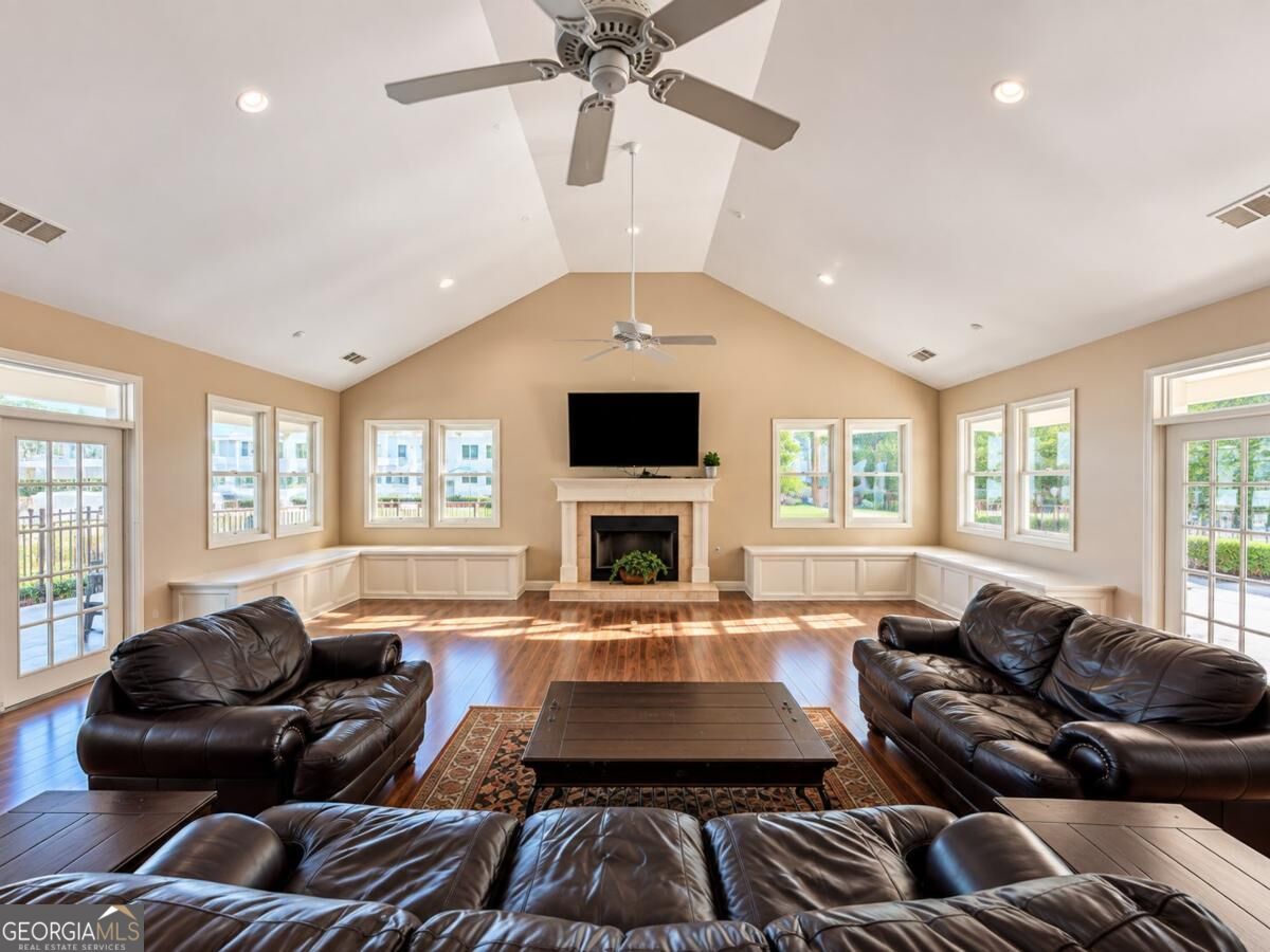 37 Muncy Court SE