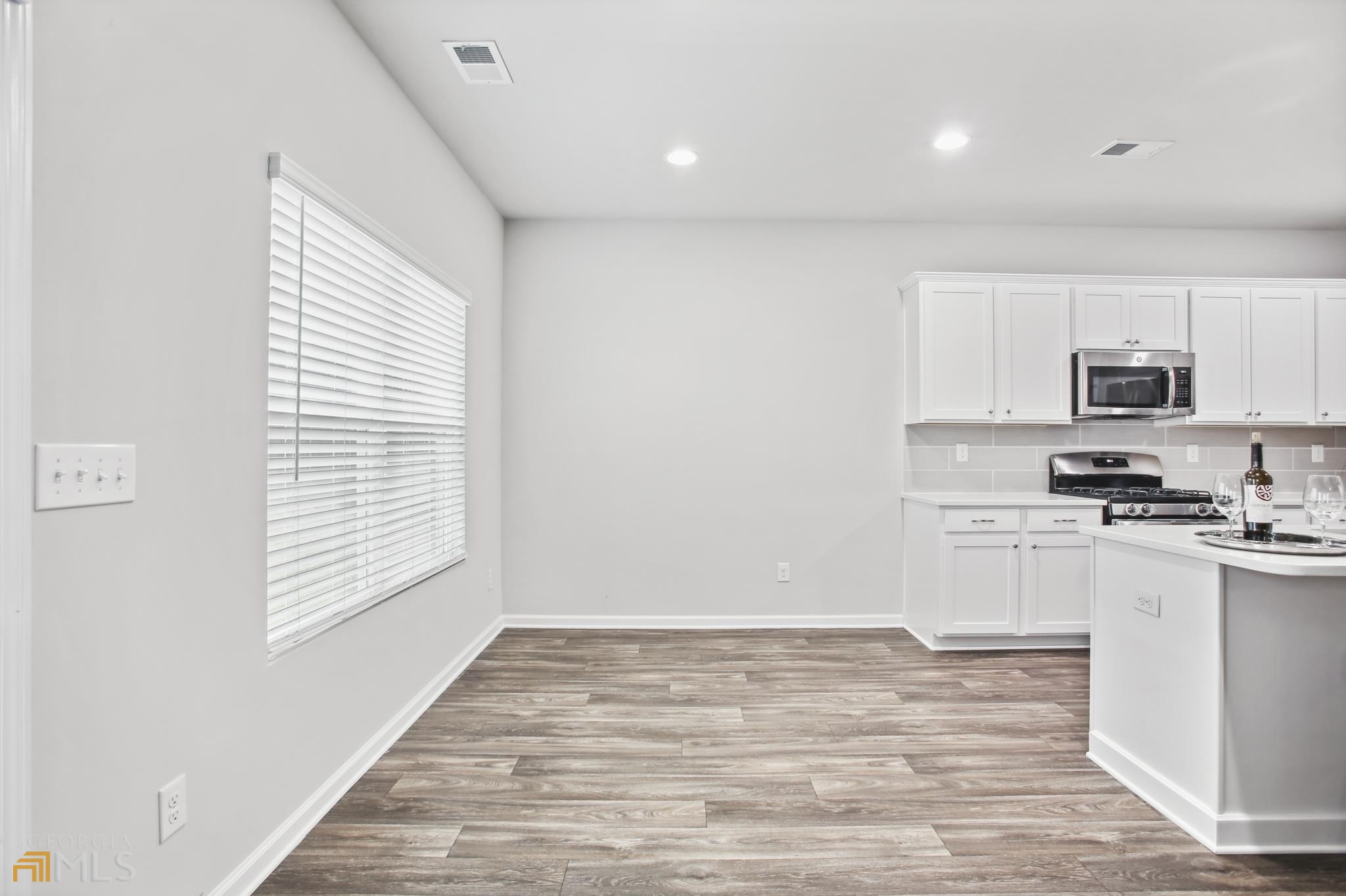 325 Winston Circle