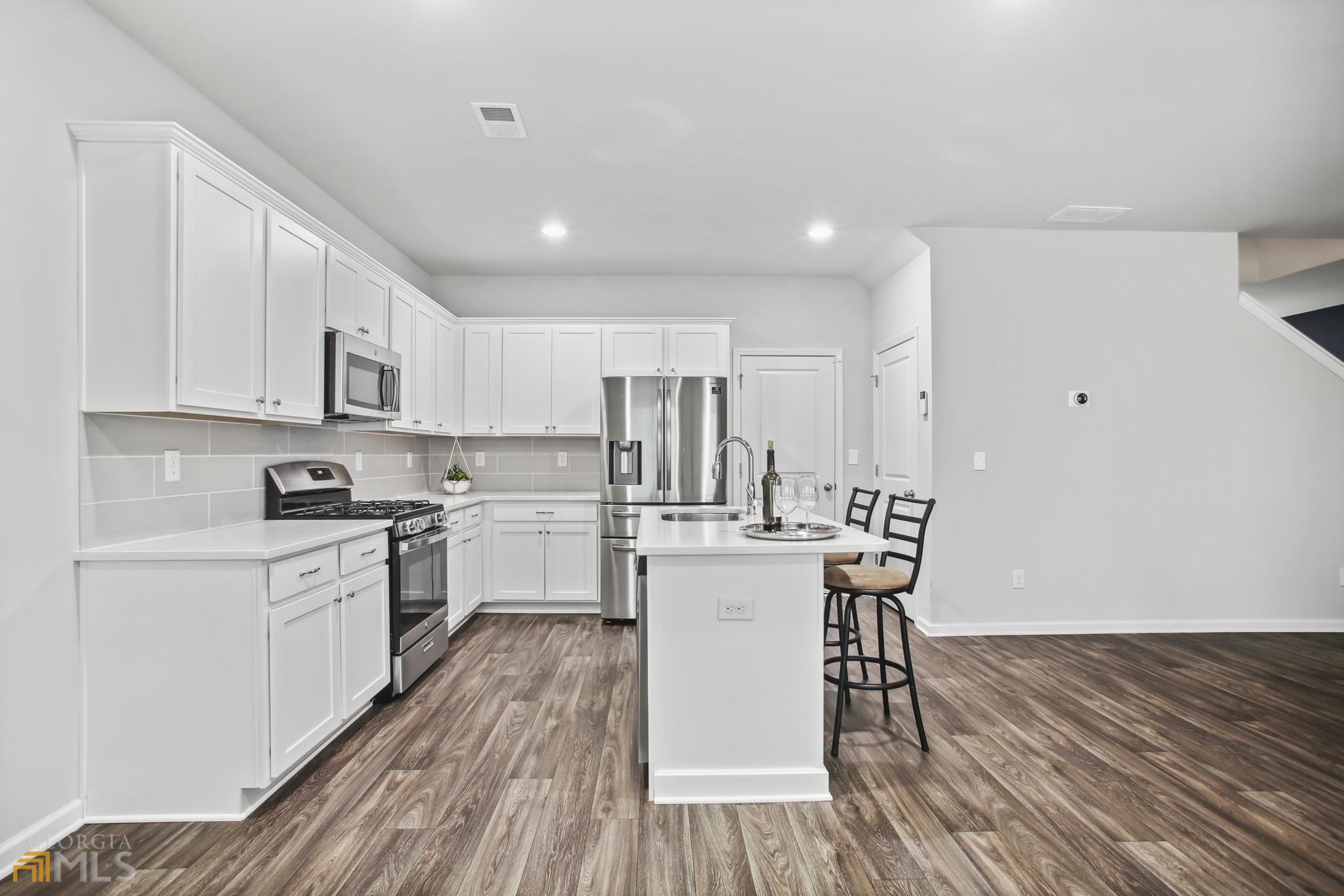 325 Winston Circle
