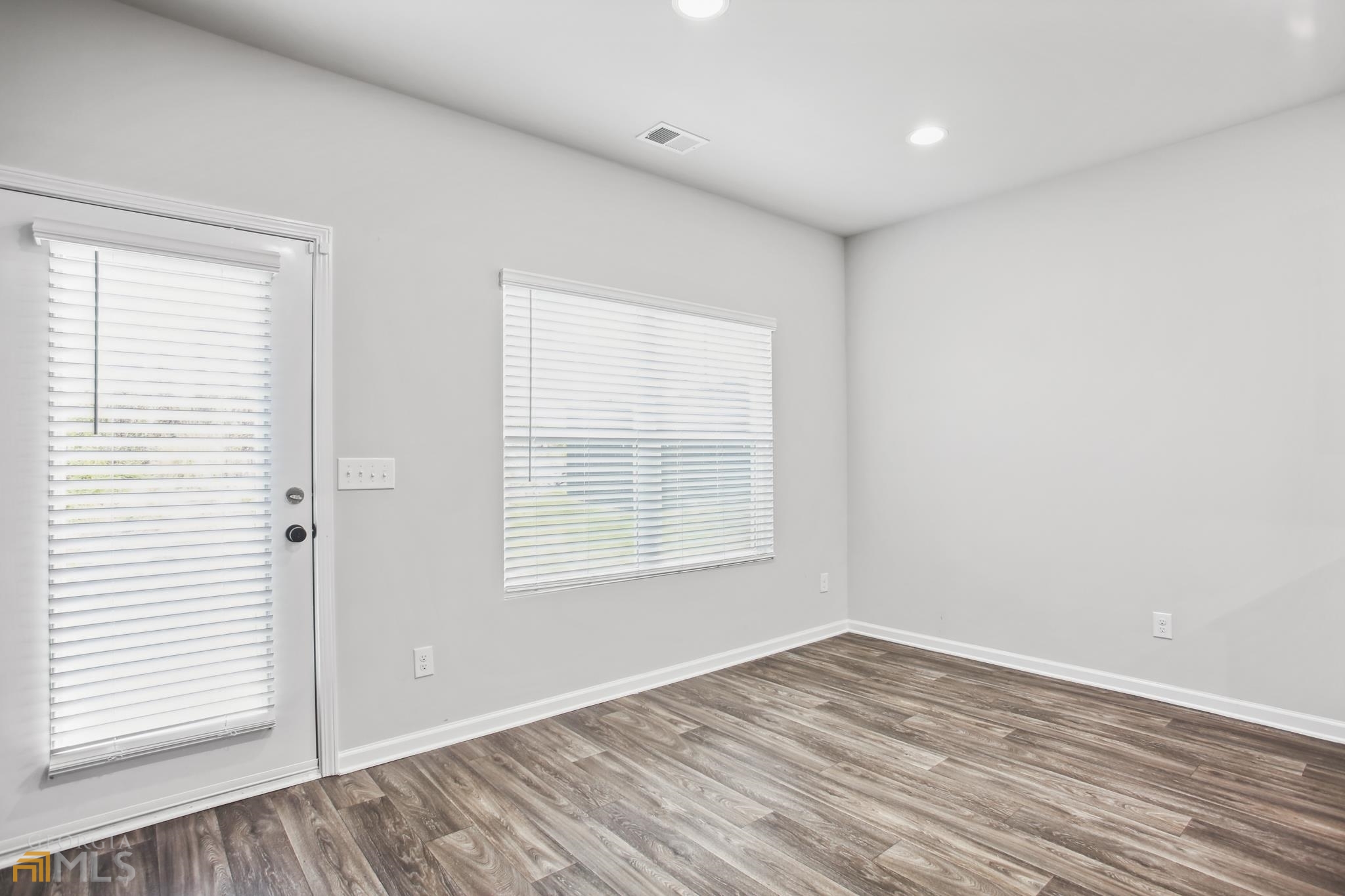 325 Winston Circle