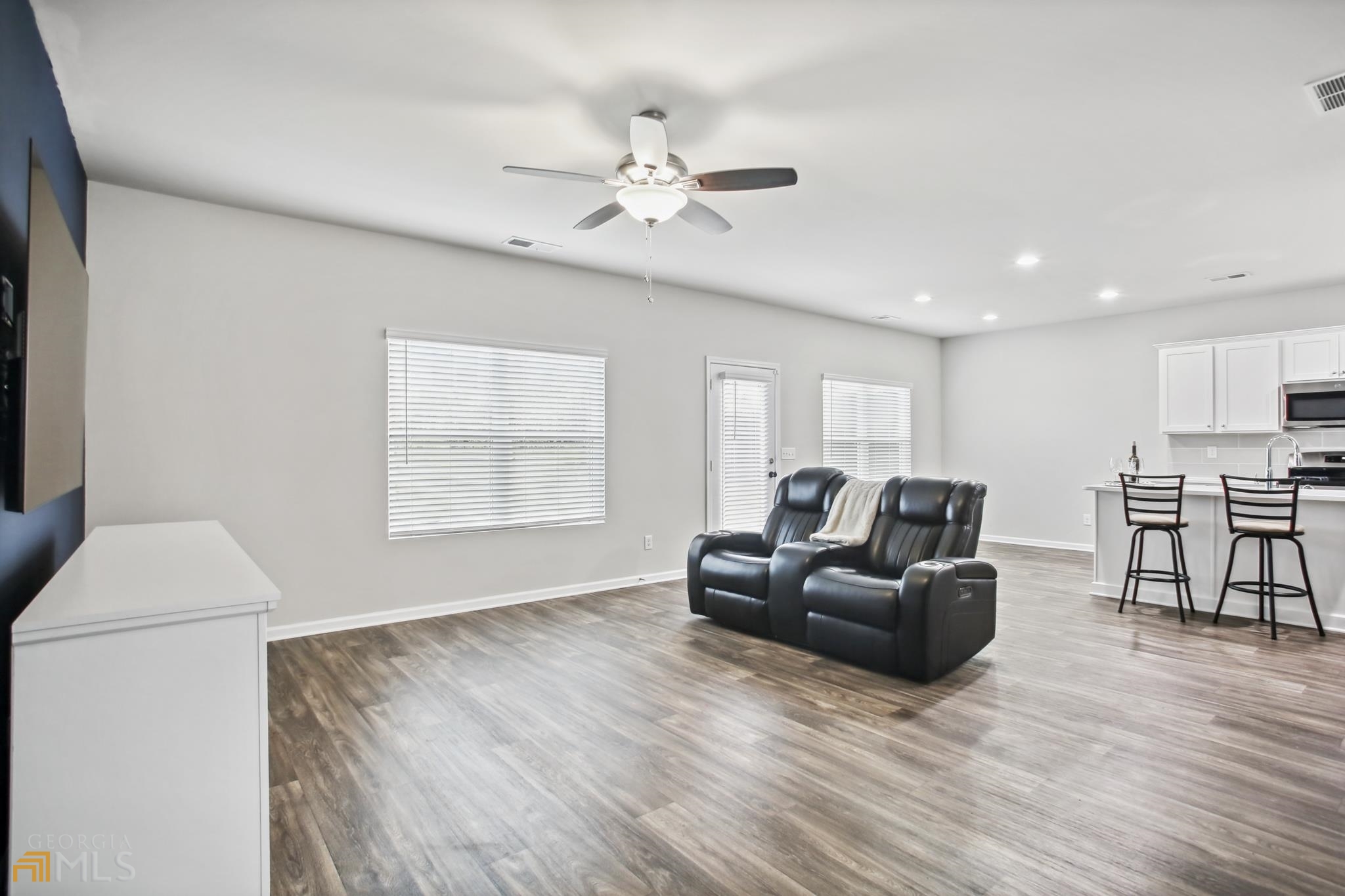 325 Winston Circle
