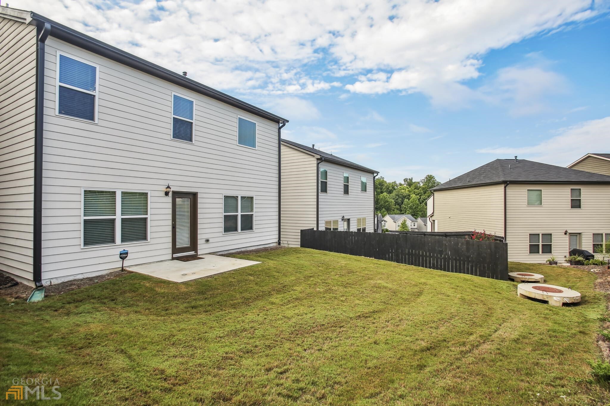 325 Winston Circle