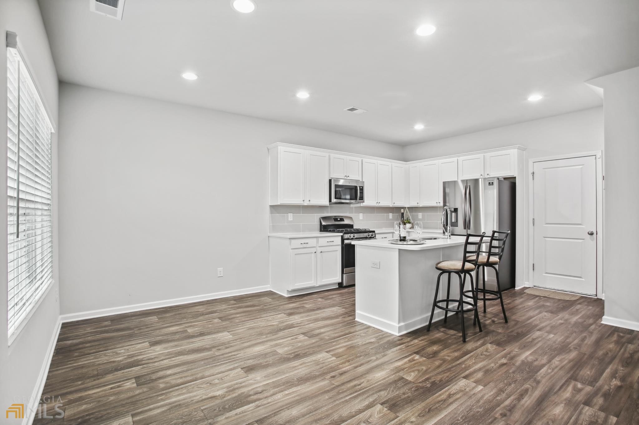 325 Winston Circle