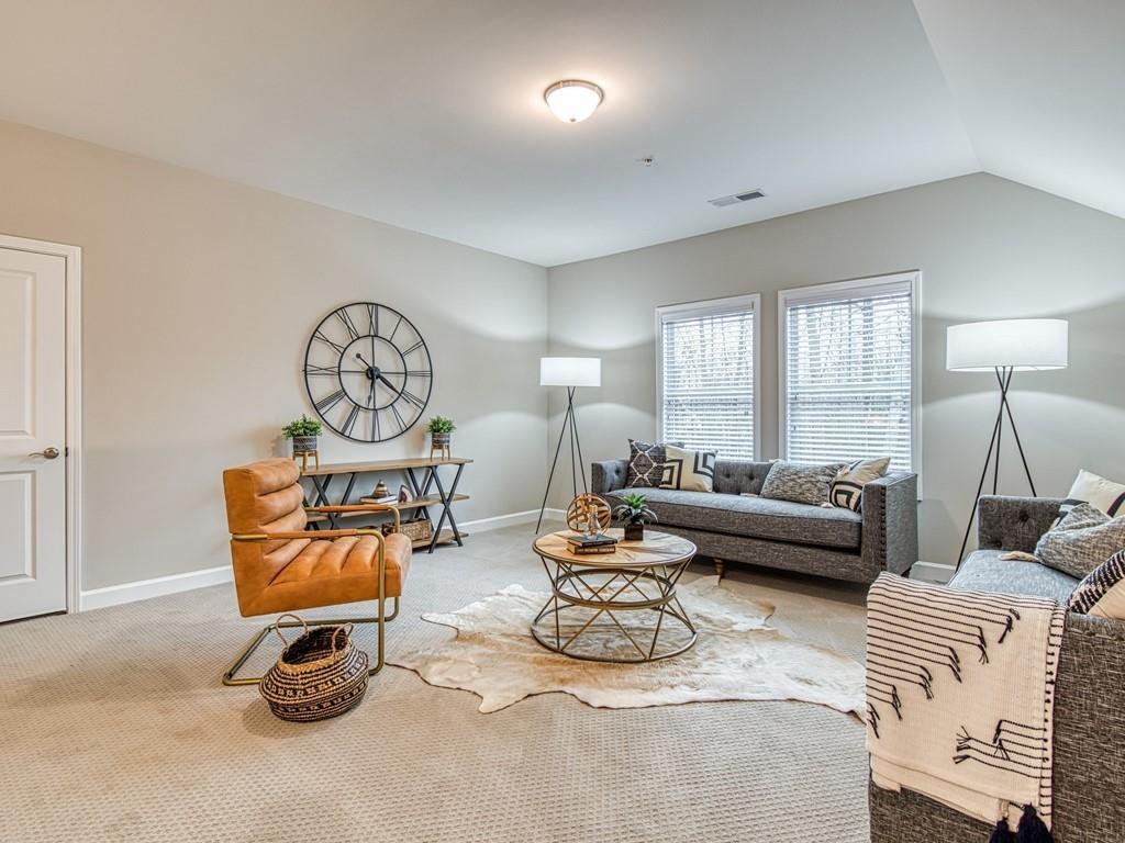 119 Redford Lane