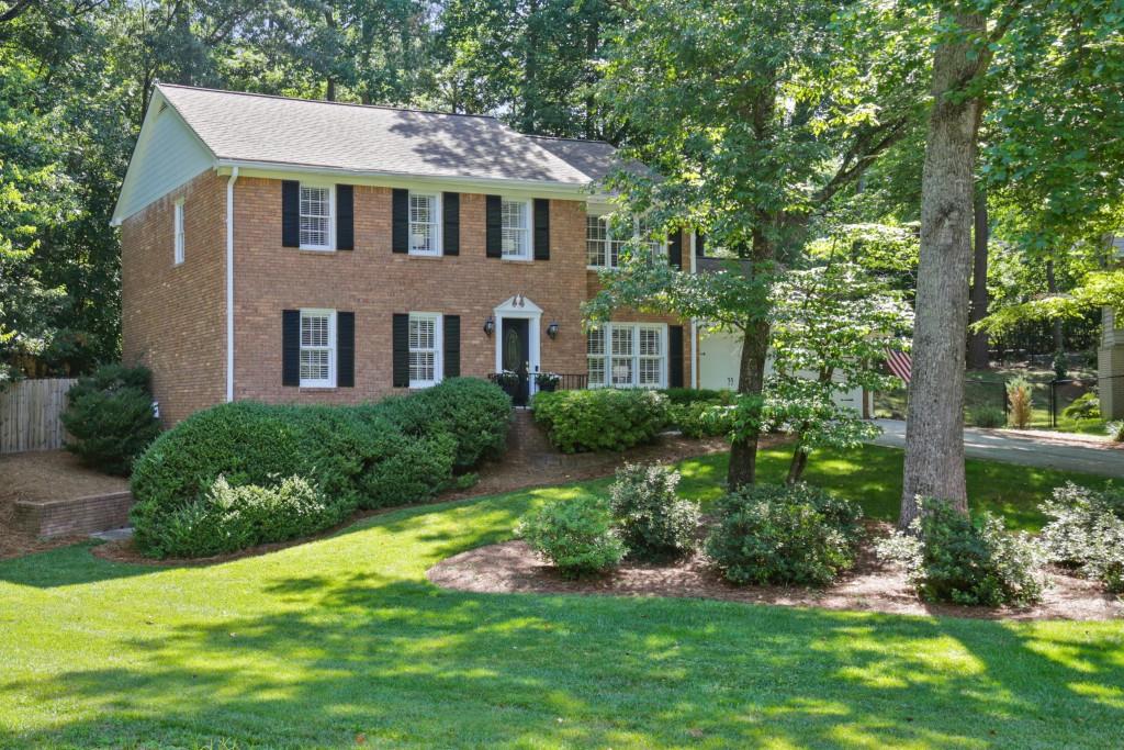 300 Somerset Lane SE