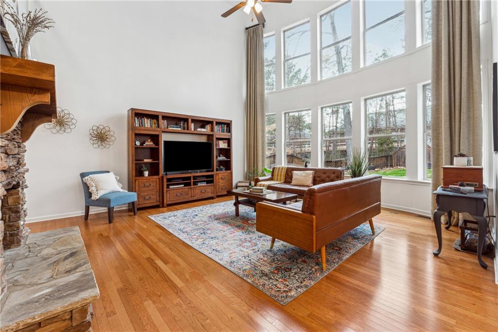 114 Lakestone Parkway