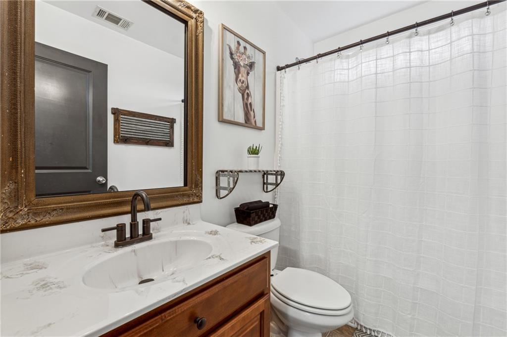 114 Lakestone Parkway